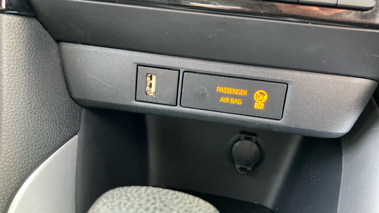 Toyota Yaris 1.5 Hybrid Icon 5dr CVT Hybrid Hatchback